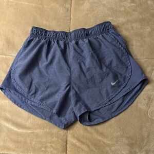 Nike Women's Blue/Purple Athletic Shorts - Small